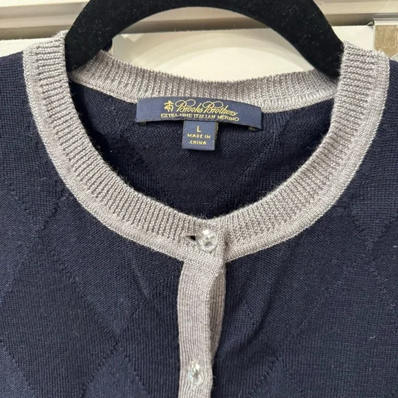 Brooks Brothers Dark Blue Cardigan with Grey Trim -Sz L - Picture 3 of 8